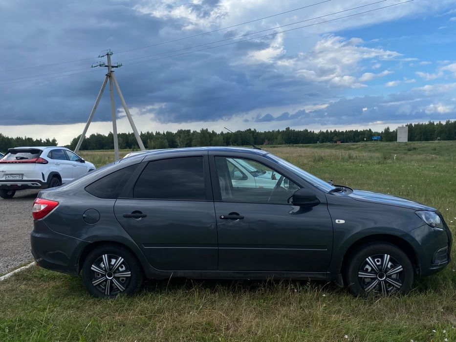 Лада Гранта Фл 2019