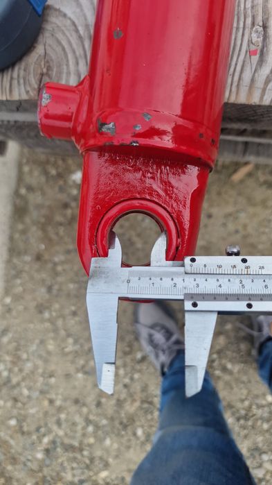 Cilindru hidraulic 65 cm strins deschide 40 cm tija 35 mm diametru gau