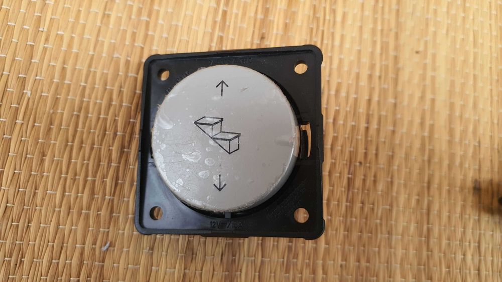 Butoane (intrerupatoare) pentru scarite electrice  , import Germania