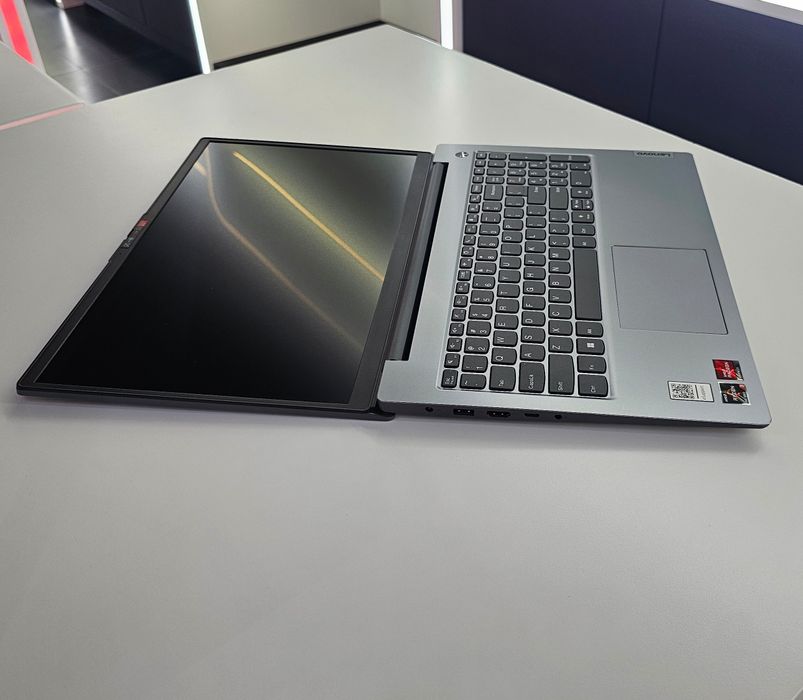 Noutbook Optom Kampyuter aksesuvar