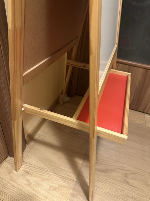 Tabla IKEA pentru copii