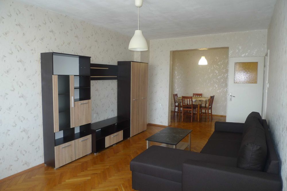 Дава се под наем Тристаен апартамент в София, Младост 1 - 96 кв.м за 650 € - Снимка #1