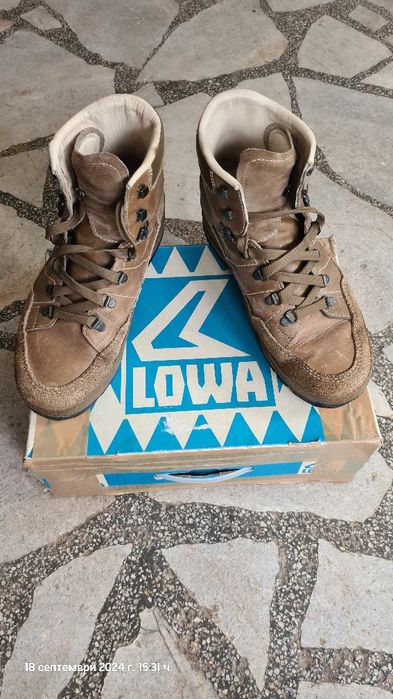 LOWA обувки маркови
