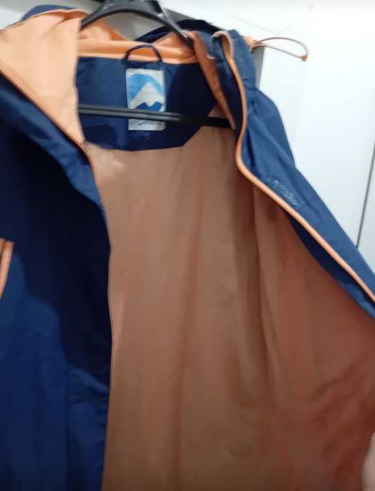 Чисто ново яке Stromberg