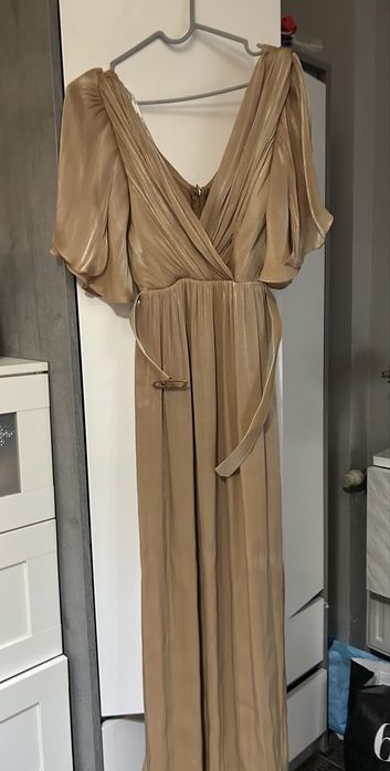 Rochie lungă BSB Collection mărimea 38 – elegantă, aurie, plisată