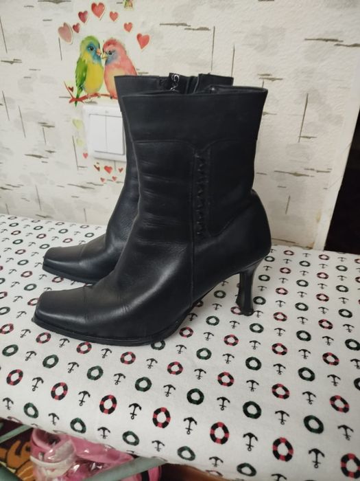 Женская        обувь