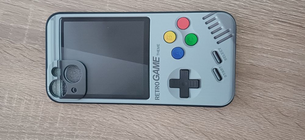 Husa iPhone 14 plus gaming retro