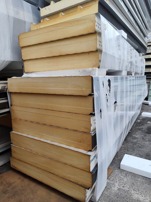 Panouri termoizolante Isopan pentru case