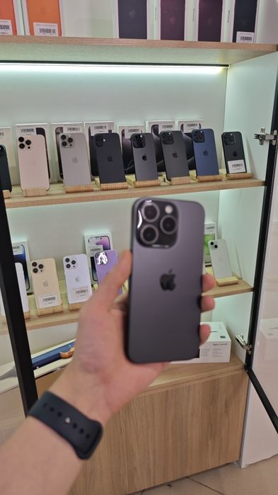 iPhone 15 Pro 256Gb | 80% | Apple Room