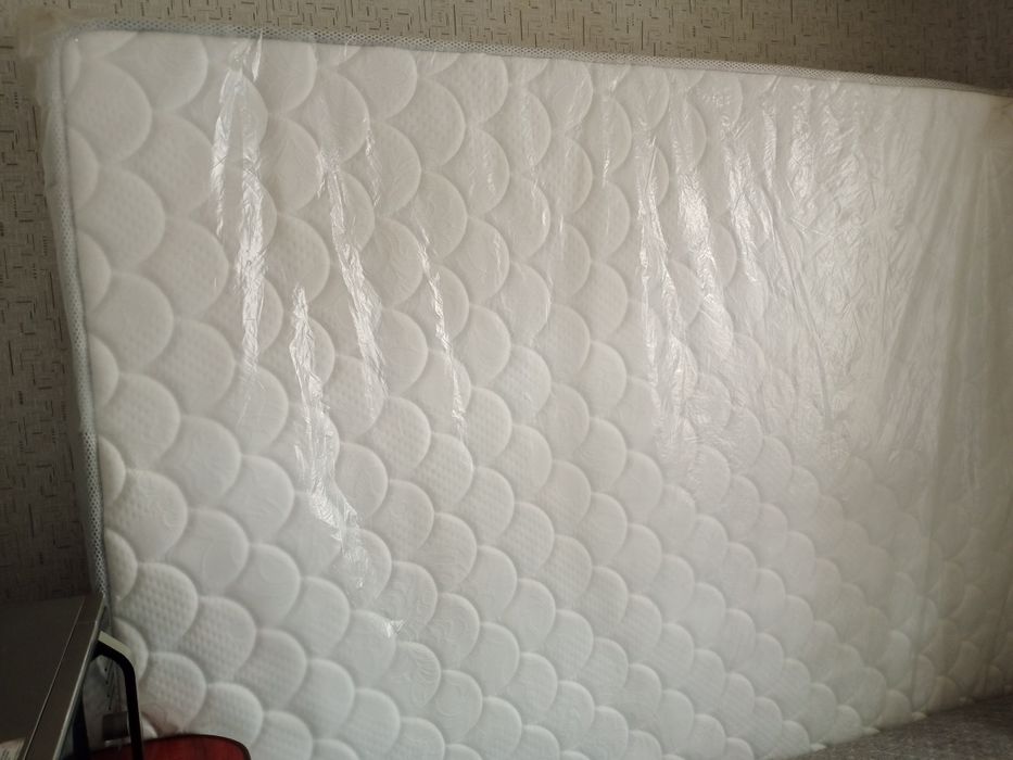 Продам новый матрас 180*200