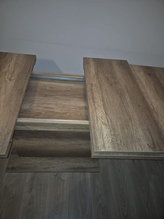 Masa extensibila Tiziano 800 lei negociabil