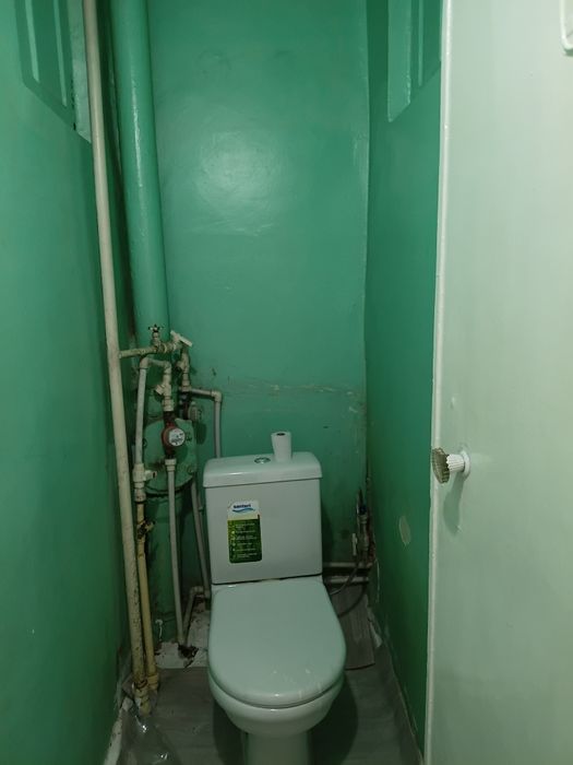 Продаётся 2х комнатная в высокопотолочном доме на улице Бабура. TL