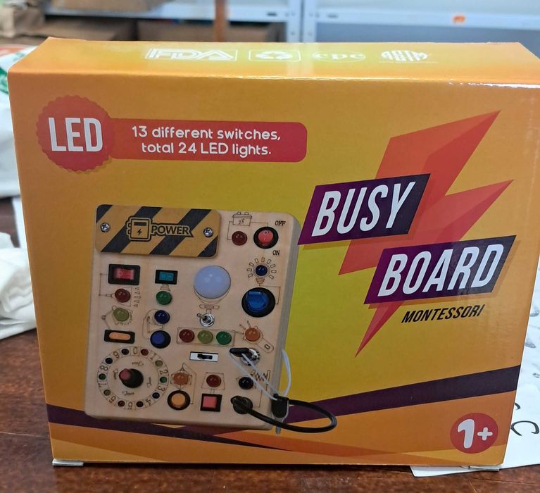 LED Busy Board Montessori – занимателна дъска със светлини | 1+ години