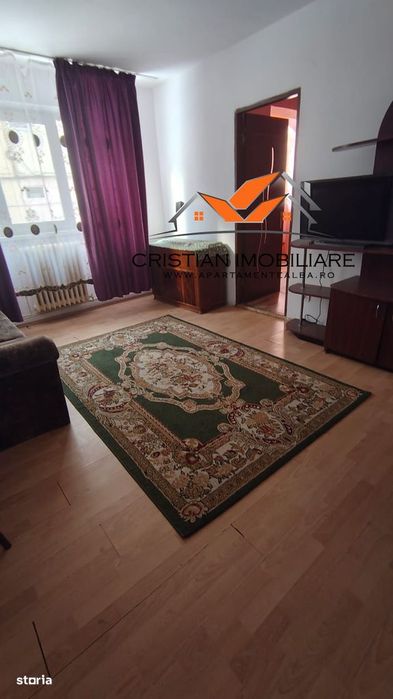Apartament 2 camere, 42 mp, parter cu balcon,Centru!