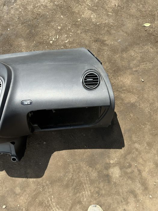 Табло арматурно Seat Altea 2004-2015 черно оригинално