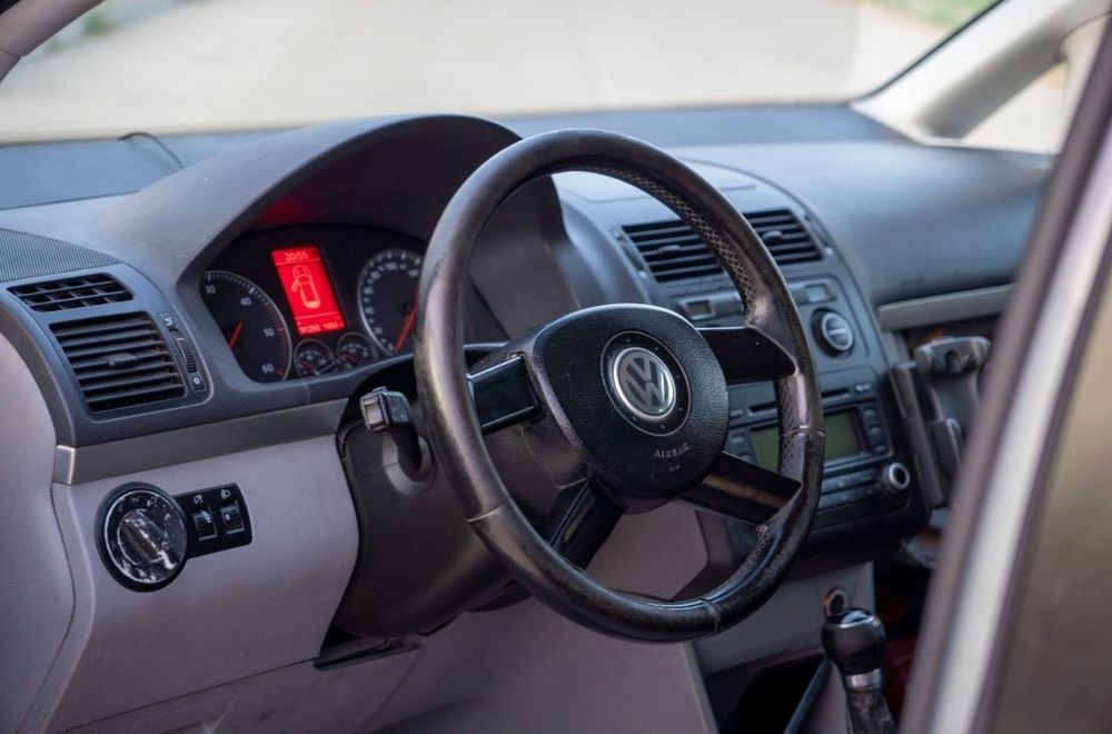 Volkswagen Touran 1.9 TDI Highline, motor BKC