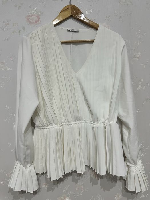 Платья и тренч и кофта