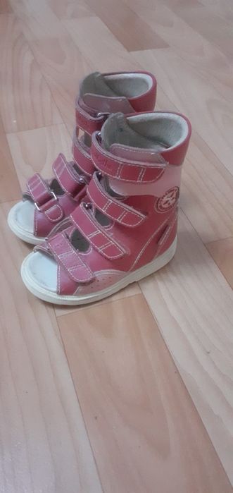 Ортопедический обувь