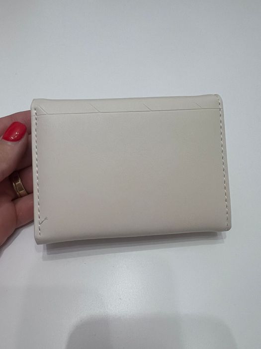 Portofel bej - nou