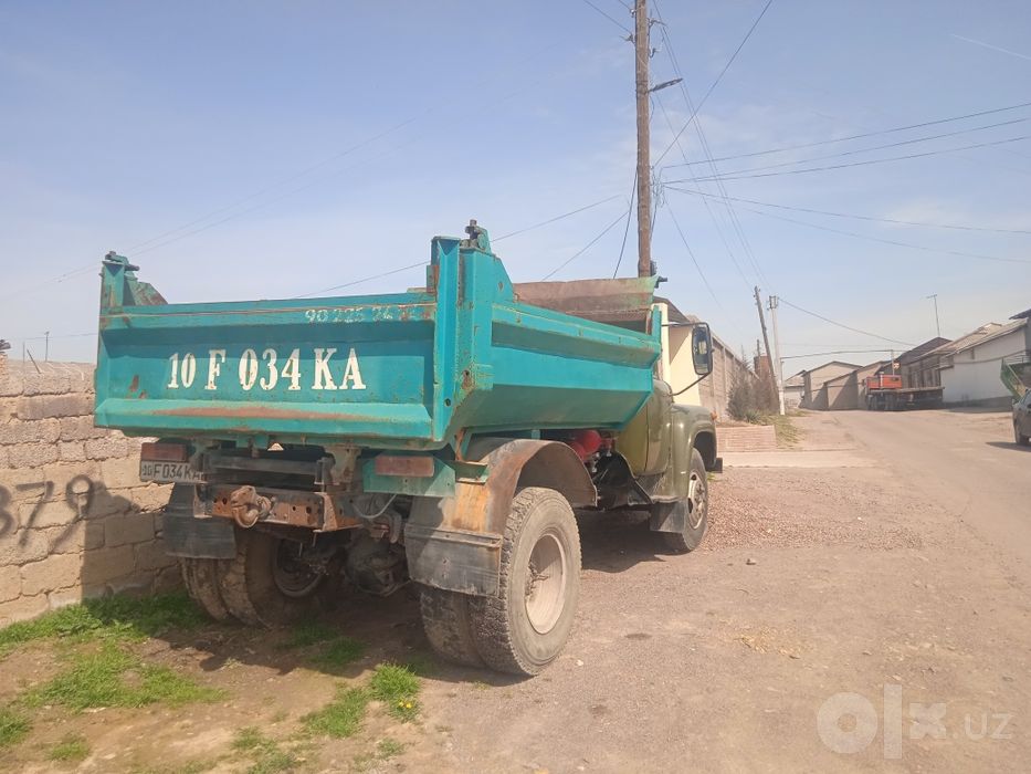 ЗИЛ 130 сотилади