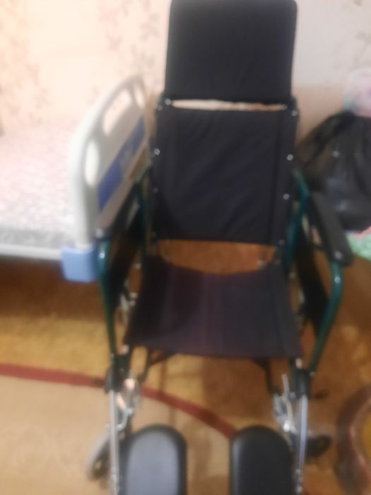 Инвалидное кресло