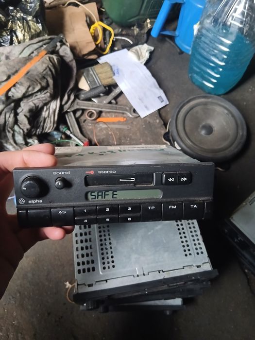 Магнитофоны на Фольксваген.