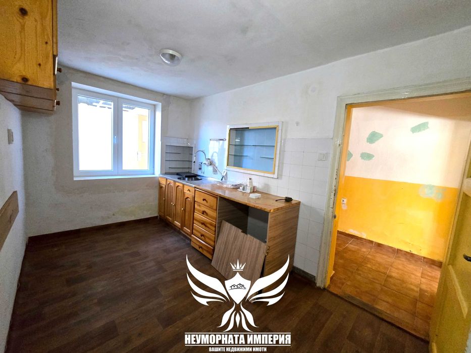 Продава се Тристаен апартамент в Асеновград - 98 кв.м за 728 €/кв.м - Снимка #6
