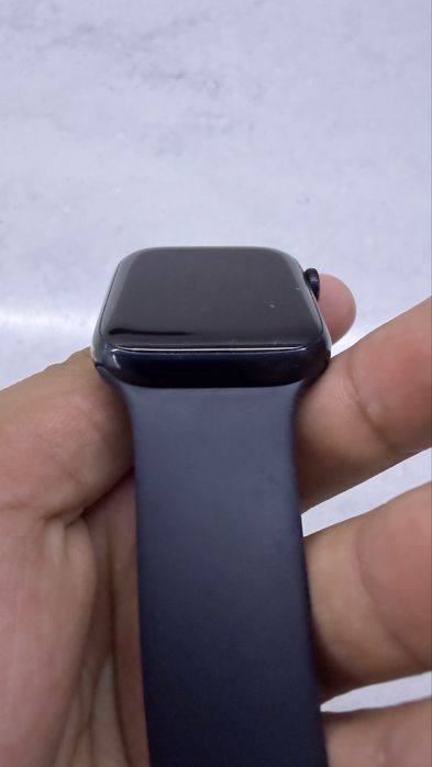 Iwatch 7 45m yaxshi xolatta