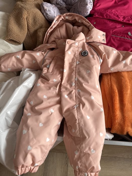 Продам комбенизоны детские до 68-86