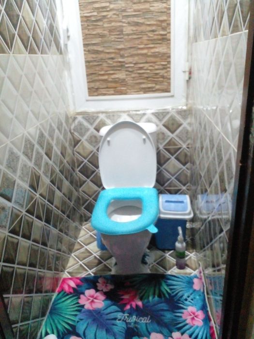 Гулистон !3 микрарайон бозорчани йонида.