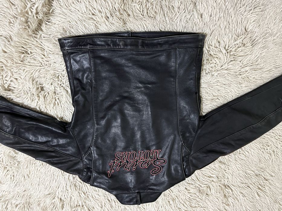 ЧИСТО НОВО!! Кожено яке!!