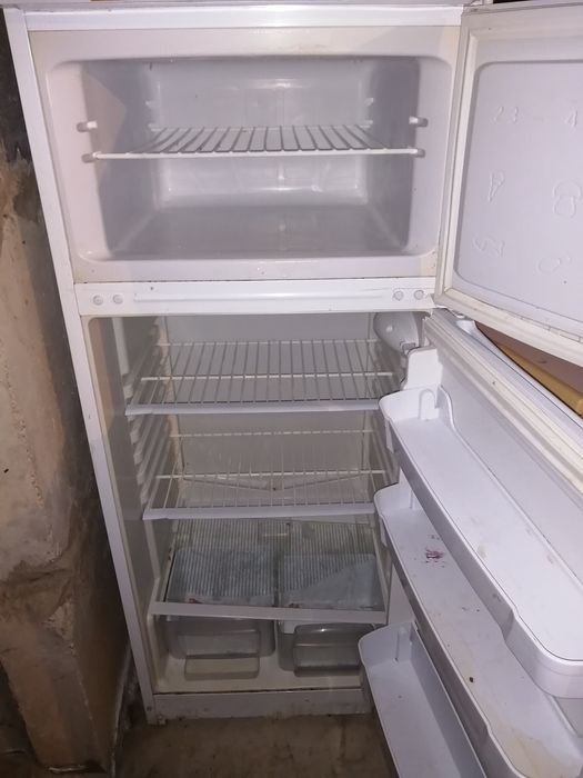 Двигатели и холодильники.