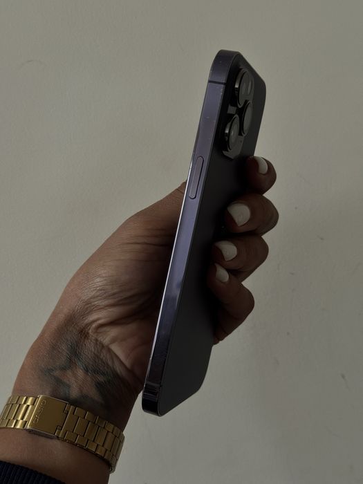IPhone 14 Pro Max 80% battery