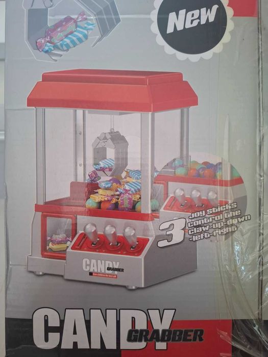 Детска Интерактивна Играчка с Хващач за Лакомства