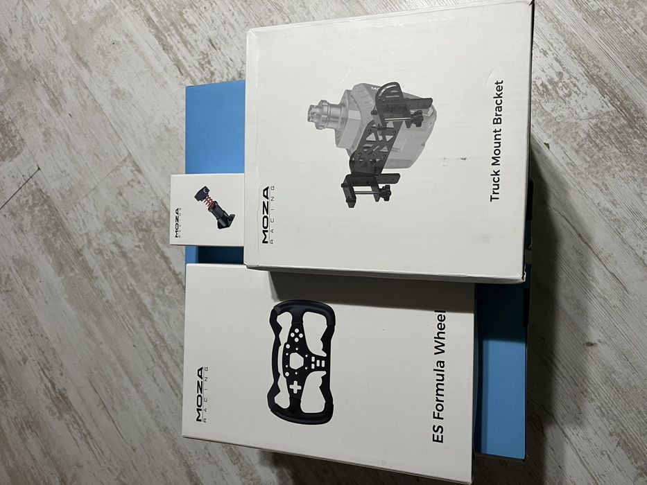 Moza racing R5 + Next Level Racing симулатор