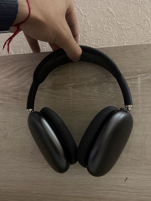 Продаются AirPods Max