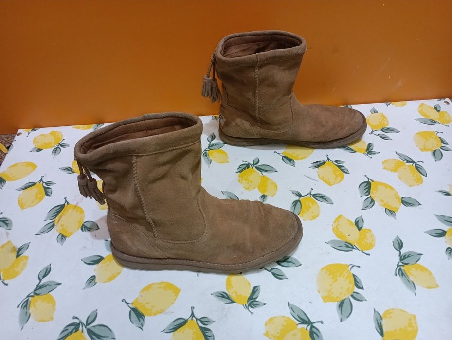 UGG кожени чизми N 38 - 32 лв