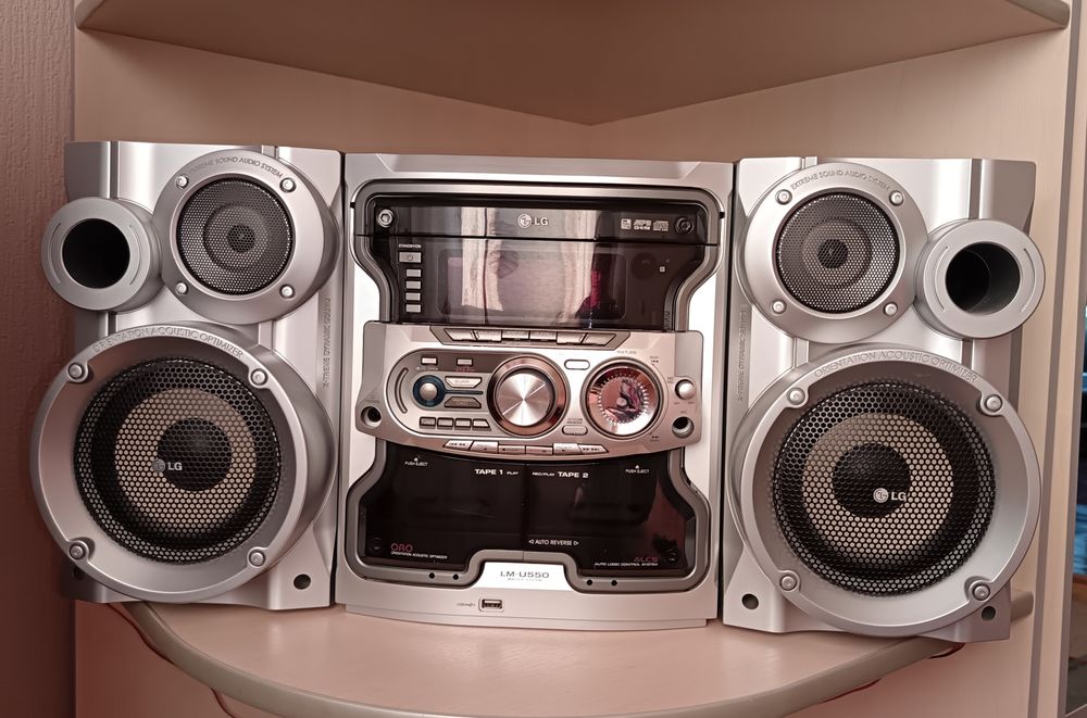 Продам музыкальный центр