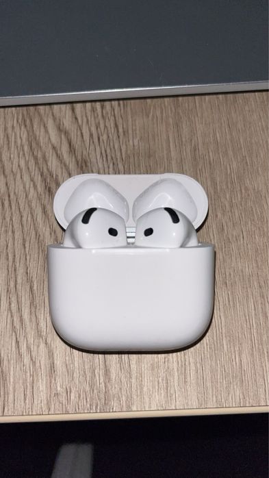 Vand  AirPods 4