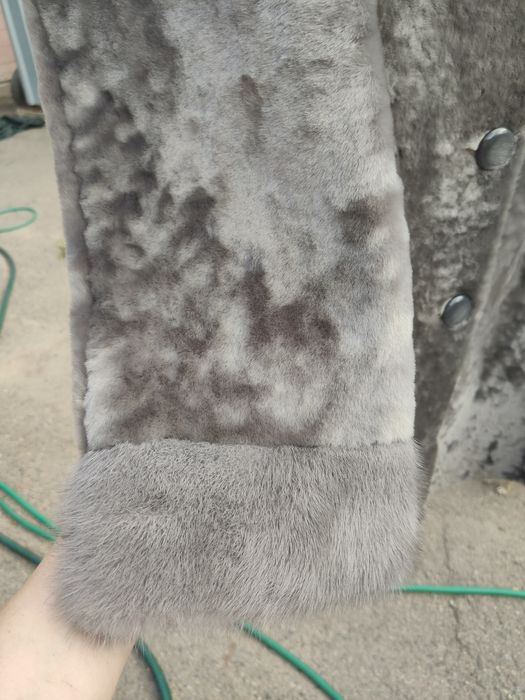 Продам шубу мутон-норка