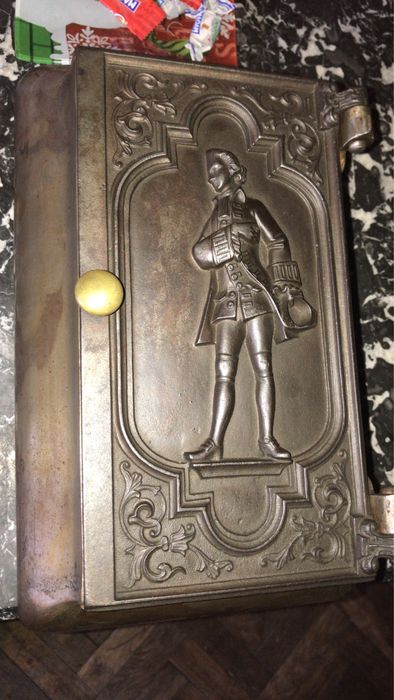 Caseta de bijuterii/accesorii fonta