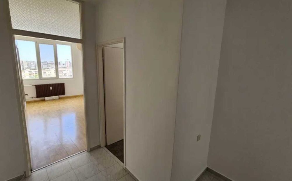 Продава се Тристаен апартамент в Пловдив, Тракия - 75 кв.м за 1580 €/кв.м - Снимка #9