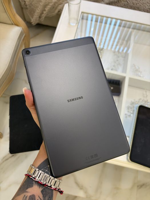 Планшет Samsung Galaxy Tab A 10.1 SM-T515