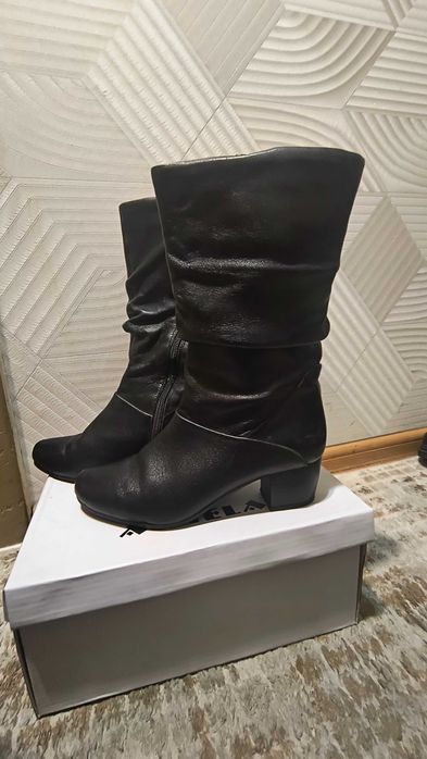 Демисезонные полусапоги Caprice 36 размер