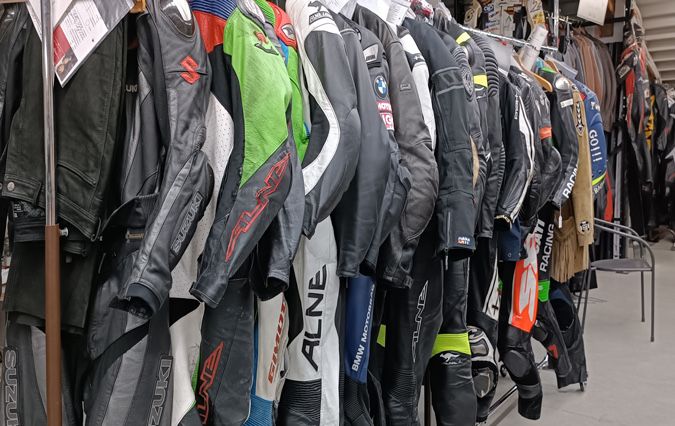 Мото екипировка на едро