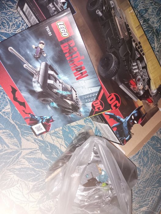 Оригинальный LEGO набор Batman 76181