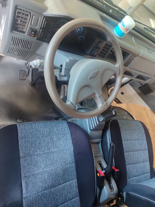 Moshina sotish damas