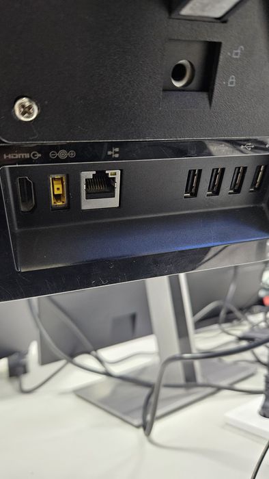 Моноблок с гарантией 21.5" Lenovo V410z