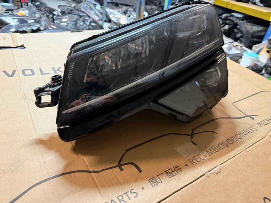 Far stanga Skoda Karoq Full Led Complet + Droser 17/18/19/20/21/22