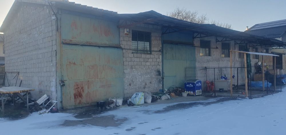 Hala de inchiriat 250 mp - Stefanesti str Cavalerului